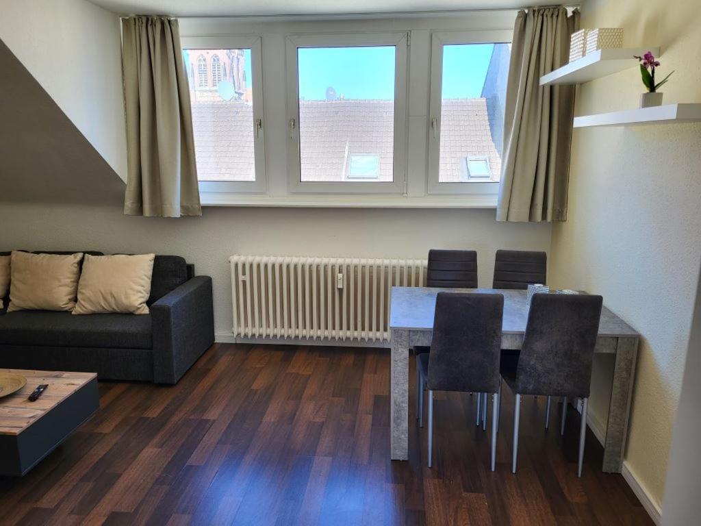 Design Apartment Naehe Duesseldorf เครเฟลด์ ภายนอก รูปภาพ
