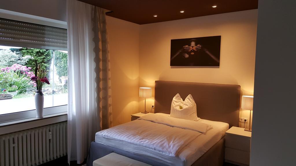 Design Apartment Naehe Duesseldorf เครเฟลด์ ภายนอก รูปภาพ