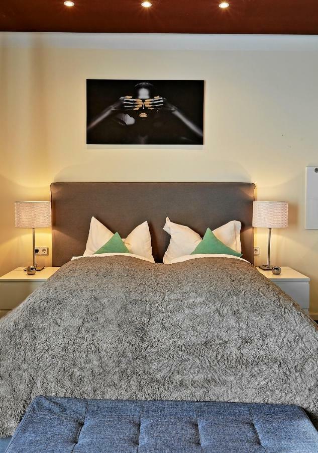 Design Apartment Naehe Duesseldorf เครเฟลด์ ภายนอก รูปภาพ